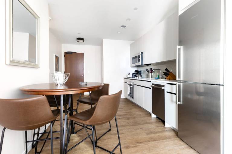 Apartment with pool | Perfect for remote work — photo 4
