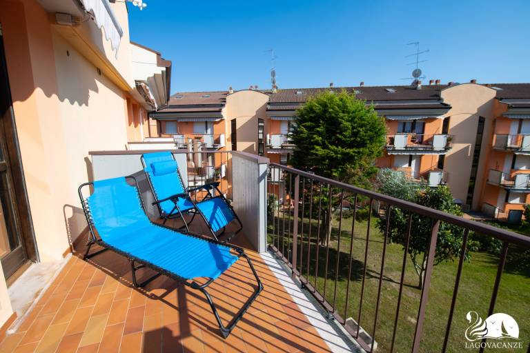 Child-friendly charming rental apartment with pool & yard | Garden view | Pet-friendly — photo 3