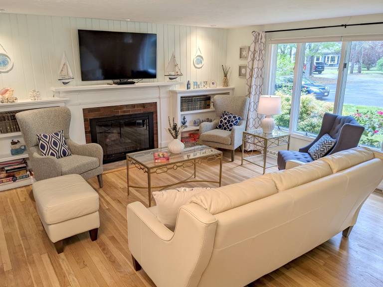 House  Hyannis