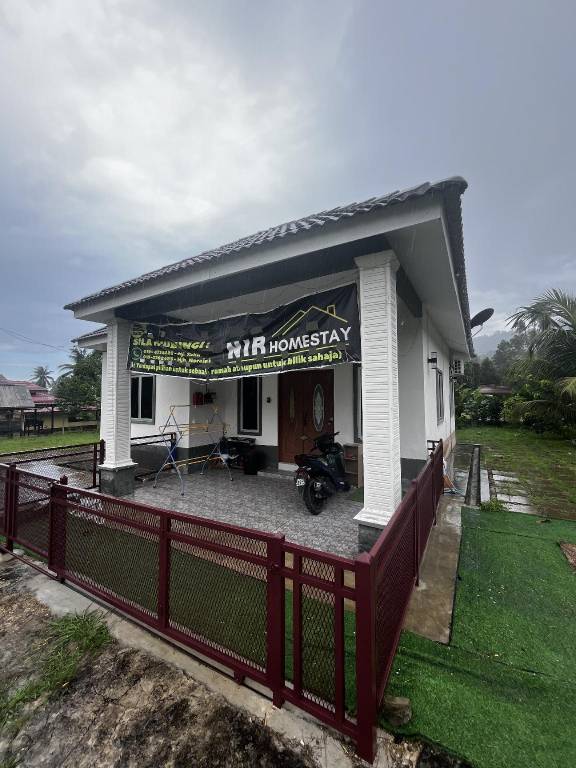 Bungalow Kampung Ranggot Besar