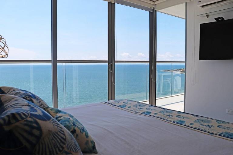 Holiday apartment with pool & hot tub | Suitable for remote work — photo 2