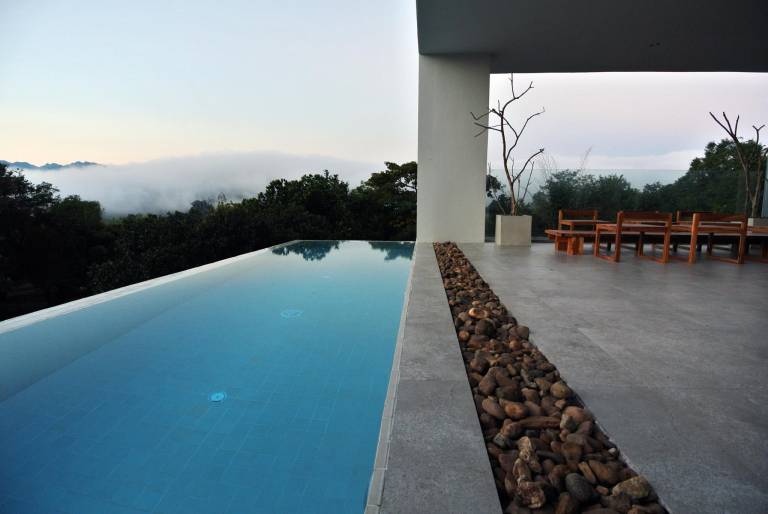 Villa Tha Sao