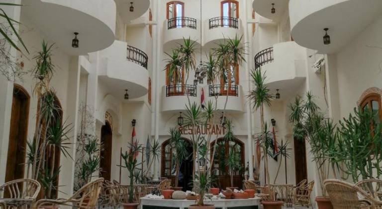 Al Hambra Hotel — photo 2
