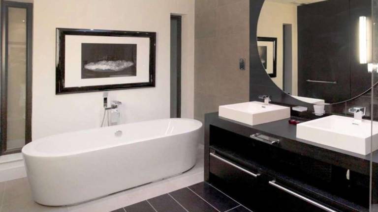 Villa with garden, pool & grill | Near Bo-Kaap — photo 2