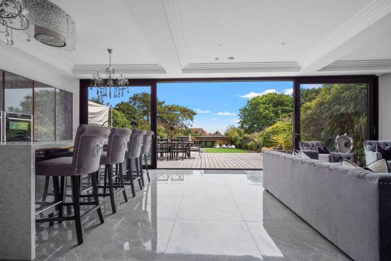 House  Melcombe Regis