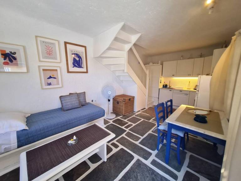 Fully equipped vacation home with terrace, garden & pool | Pet-friendly — photo 2