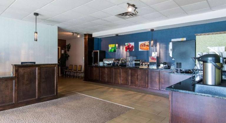 Quality Hotel & Suites — photo 5