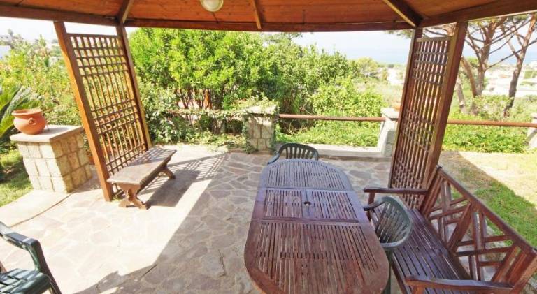 Pleasant house with garden, private pool & grill | Pets are welcome — photo 3