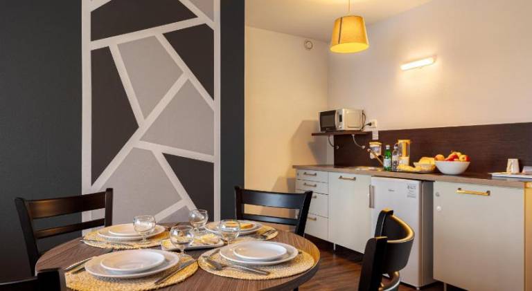 Lovely serviced apartment with garden | Pets allowed — photo 4