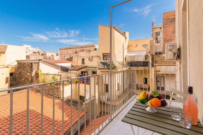 Apartment | Next to Catania Cathedral — photo 2