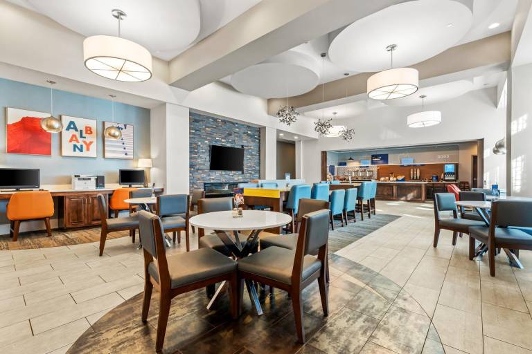 Holiday Inn Express & Suites Albany By IHG — photo 3