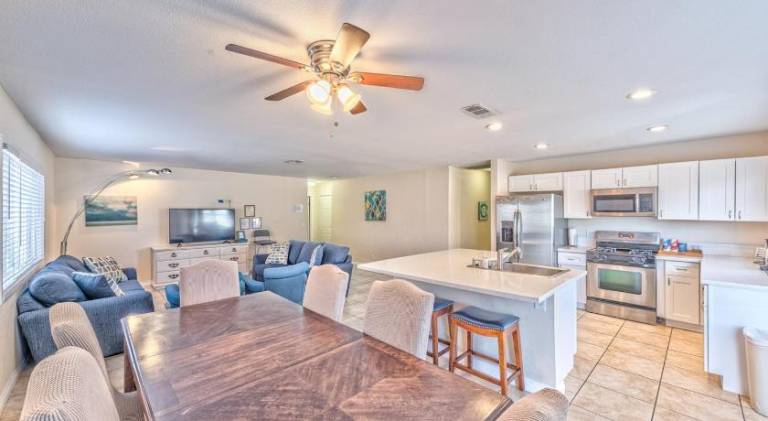 Vacation home with private pool, garden & grill | Good for workation in Vega, CA