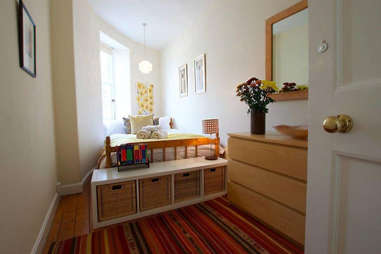 Bright New Town 2 bed Apt - 5 Mins to Princes St — photo 5