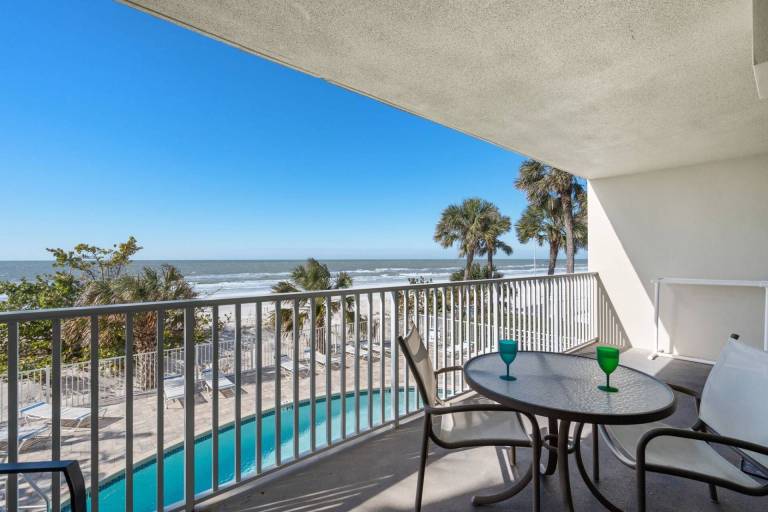 Condo  Belleair Beach