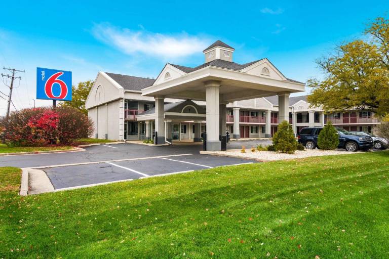 Motel 6 Alsip, IL in Alsip, IL