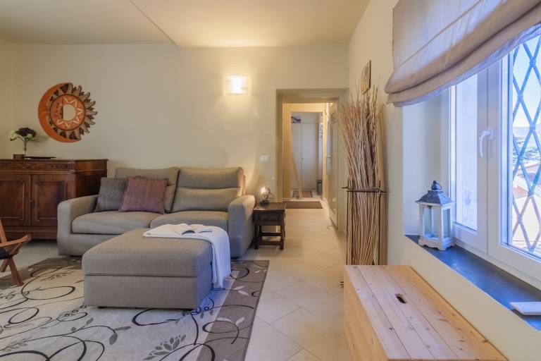 Holiday apartment with patio — photo 3