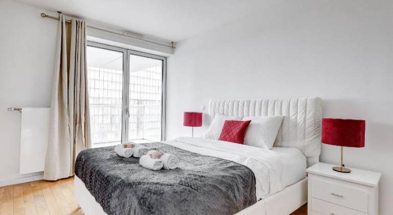 Suite Mitterand, Penthouse Parisien avec balcon — photo 2