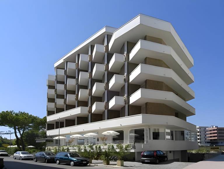 Acapulco Hotel in Cattolica