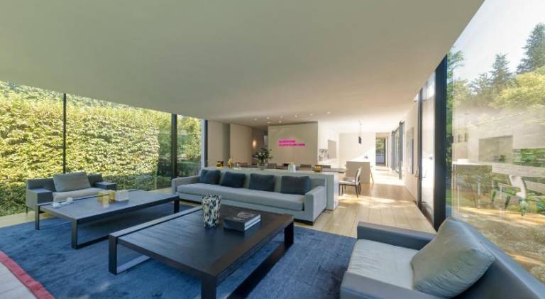 Villa with pool — photo 3