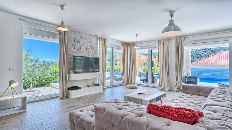 Villa Luxoria - for 10 guests with 4 bedrooms, a private pool and a spa by MyWaycation — photo 3
