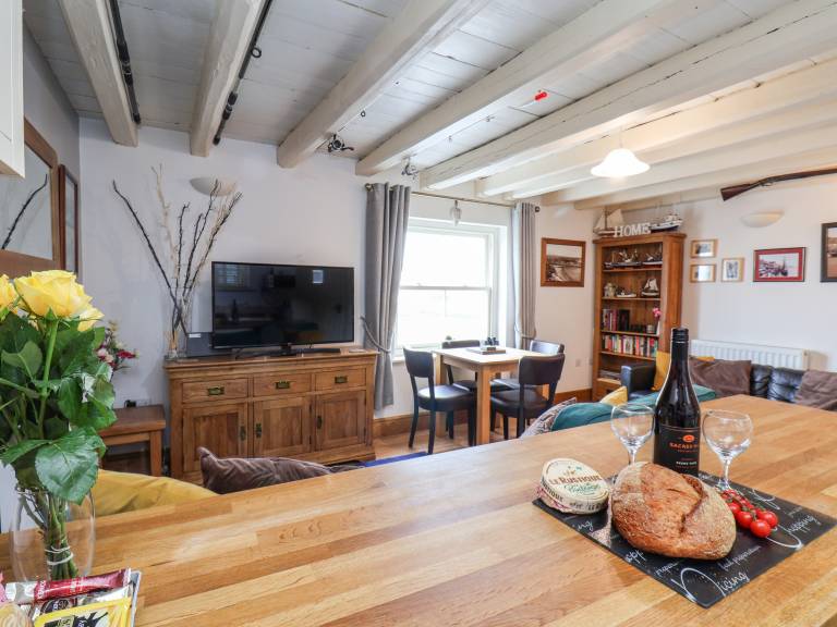 Family-friendly beautiful cottage | Beach view | Close to the beach | Dogs allowed — photo 2
