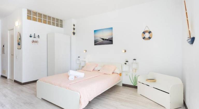Holiday apartment with 1 room for 2 persons in Adeje