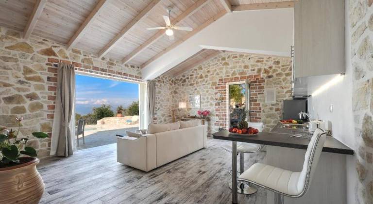Villa with pool in Paxos