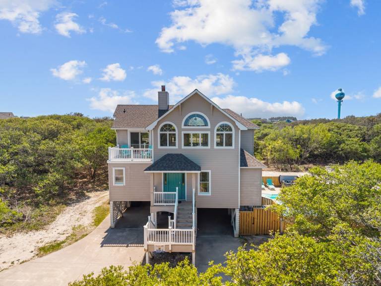 OCEANSIDE: Private Pool, beautiful home on full acre lot! in Outer Banks, NC