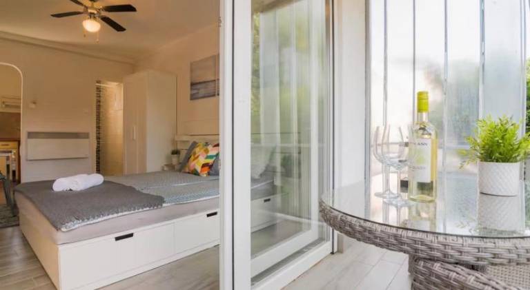 Apartment with yard & terrace | Suitable for remote work — photo 2