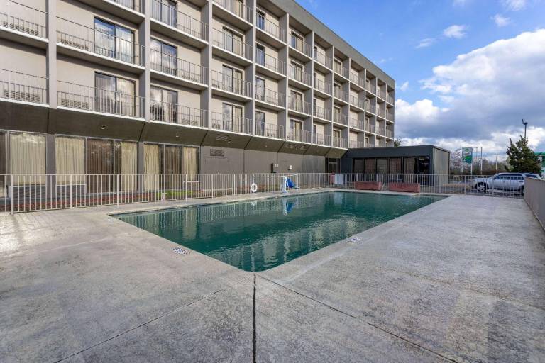 La Quinta by Wyndham Kingsport Tri Cities Airport — photo 2