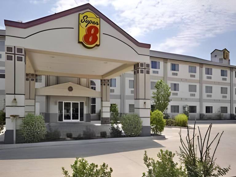 Super 8 By Wyndham Weatherford in Weatherford, TX