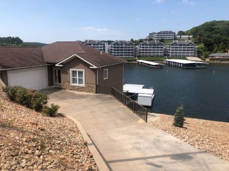 House  Hurricane Deck