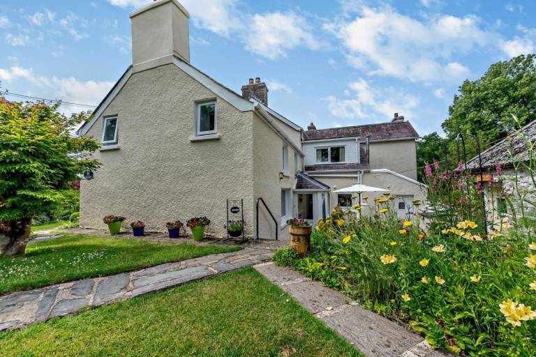 Cottage with 1 room for 2 persons in Carmarthen