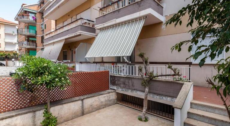 Apartment with 2 rooms for 6 persons — photo 4