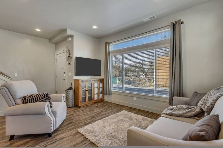 3 Bed 2 Bath King Beds with Smoker Grill