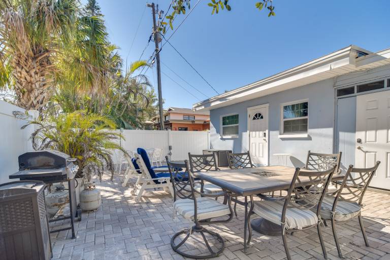 Apartment  Belleair Shore