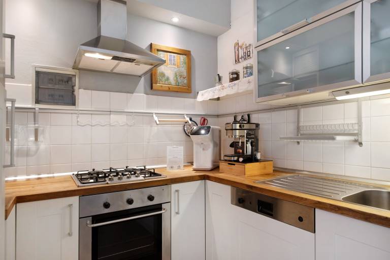 Apartment 'Vinc Trotti House Of Dj-vu' with Mountain View, Wi-Fi and Air Conditioning — photo 5