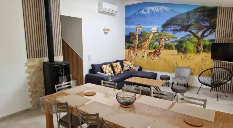 Villa with pool | Pets allowed — photo 2