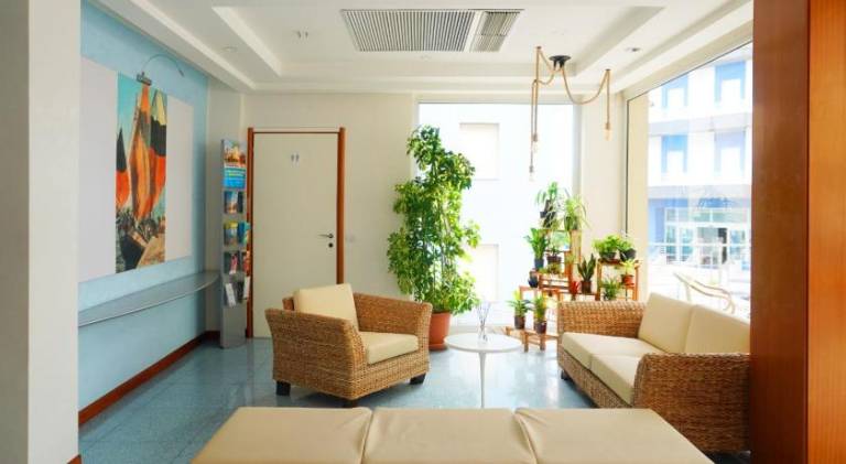 Serviced apartment with terrace — photo 5