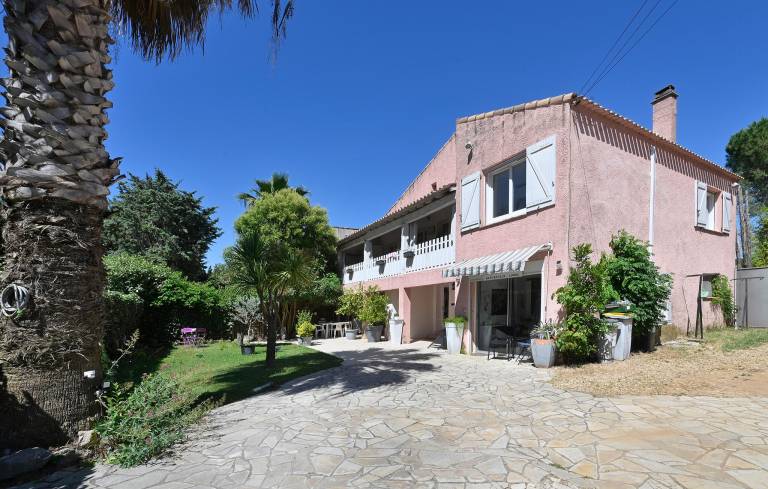 Appartement Lunel-Viel