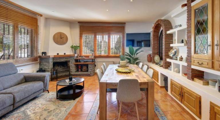 Villa with pool | Pet-friendly — photo 2