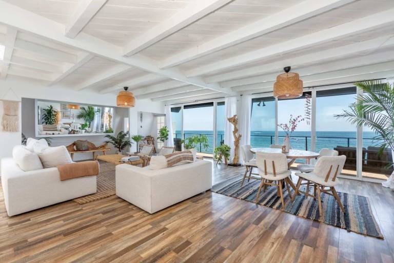 House Eastern Malibu