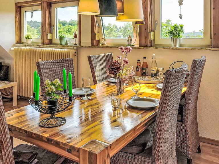 Apartment with patio, grill & yard | Nature view — photo 3
