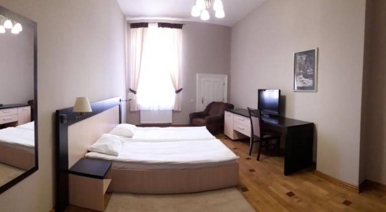 Mini-Hotel Under The Roof — photo 2