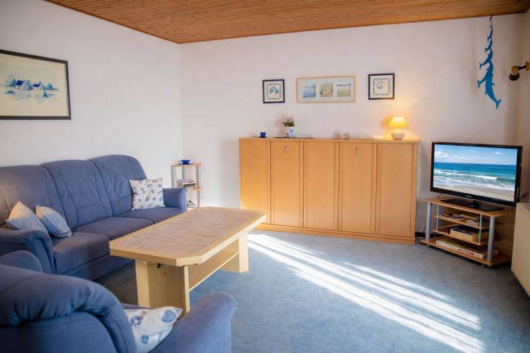 Gemütliche Ferienwohnung am Sandstrand mit Balkon und WLAN — photo 4