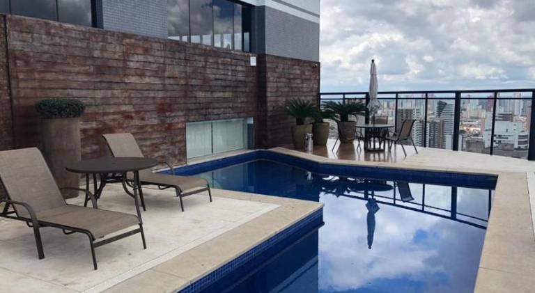 Apartment with pool — photo 4