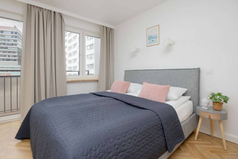 Child-friendly studio with fast internet | Near Palace of Culture and Science | Dogs allowed in Warsaw