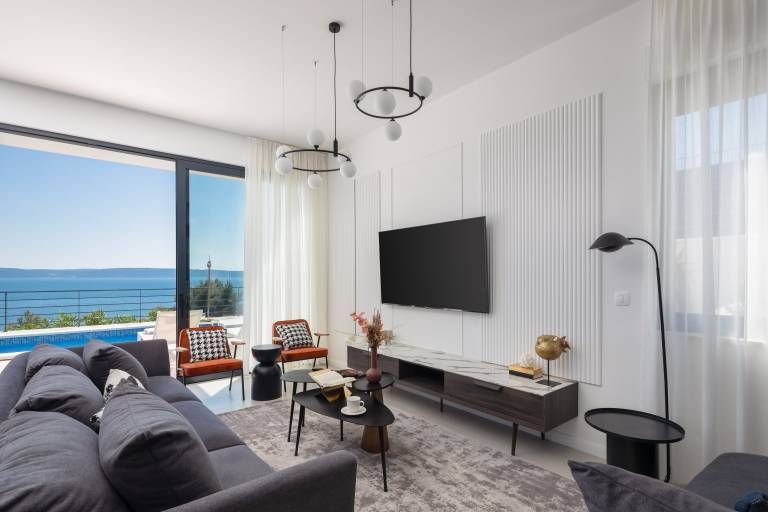 Comfortable and spacious house with terrace and sea view Rastići, Čiovo (K-22934) — photo 3