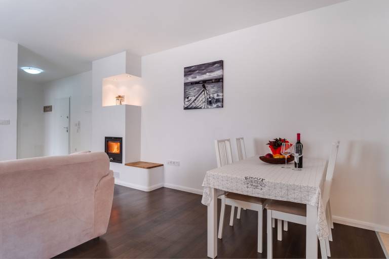 Fully equipped nice holiday apartment with patio & barbeque | Sea view | Pets are welcome — photo 4