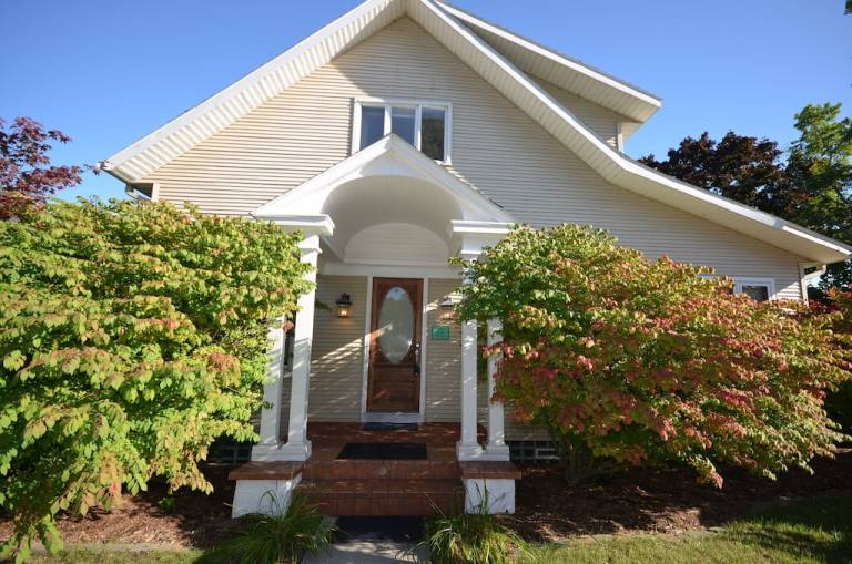 House Suttons Bay